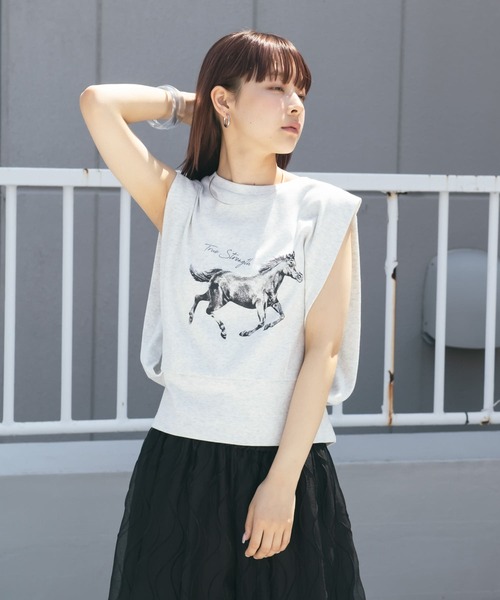 KBF（ケービーエフ） tシャツ ノースリーブプリントカットソー