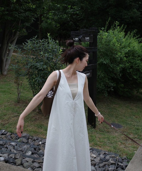 ワンピース Noble flare volume dress ENC ワンピース V neck volume flare one piece / Vネック