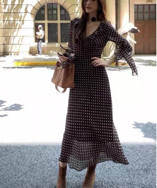 gossip!ロサンゼルス ワンピース フレアスリーブ ドットパターン透け感