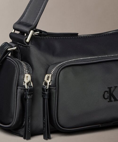 Calvin Klein（カルバン・クライン） ハンドバッグ ダブルストラップ