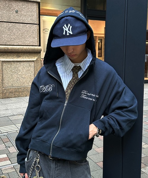 kutir（クティール） パーカー FEMBROIDERED DESIGN FULL ZIP HOODIE
