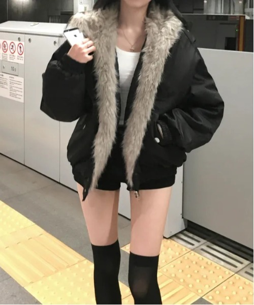 gossip!ロサンゼルス ブルゾン アウター Y2K マウンテンカービング中綿