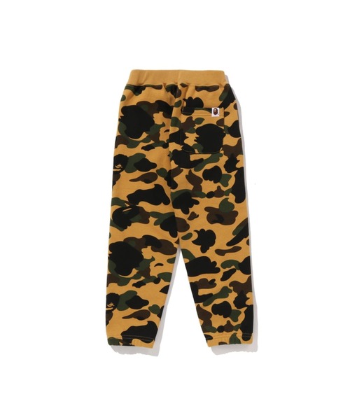 A BATHING APE（アベイシングエイプ） パンツ 1ST CAMO ONE POINT