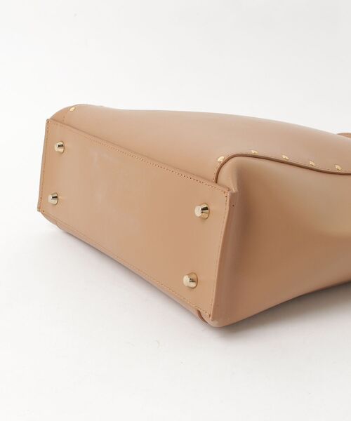 【極美品✨】CHRISTIAN VILLA 2way ハンドバッグ　キャメル　革 極美品✨】CHRISTIAN VILLA 2way ハンドバッグ キャメル 革 - メルカリ