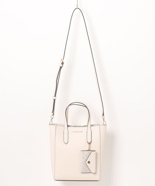 「MICHAEL KORS」 2WAYバッグ FREE ベージュ レディースの画像