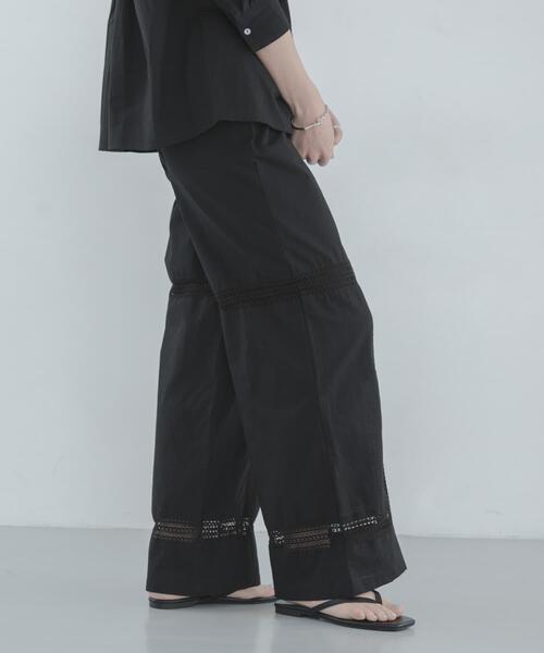パンツ ブロッキングレースコットンイージーパンツ レディースの画像