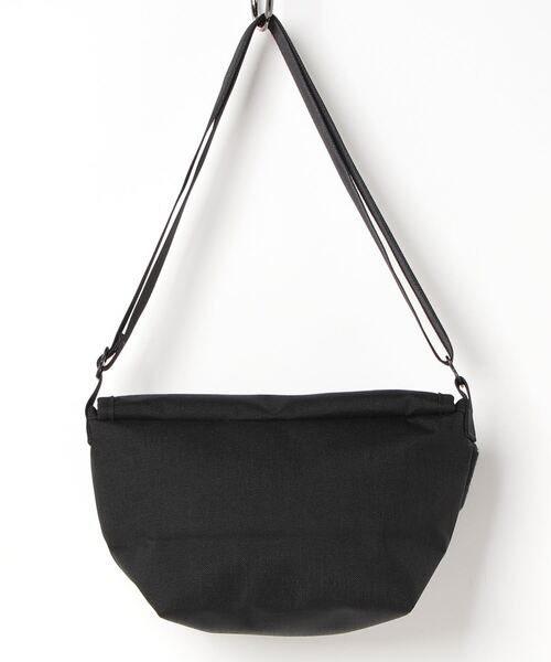 「FREDRIK PACKERS」 メッセンジャーバッグ ONESIZE ブラック レディース_画像2