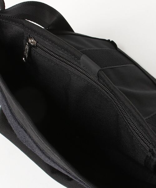 「FREDRIK PACKERS」 メッセンジャーバッグ ONESIZE ブラック レディース_画像4