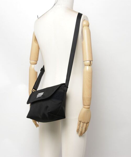 「FREDRIK PACKERS」 メッセンジャーバッグ ONESIZE ブラック レディース_画像5