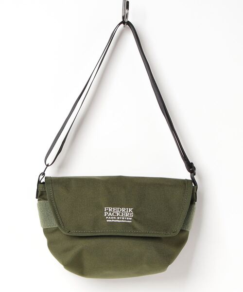 「FREDRIK PACKERS」 メッセンジャーバッグ ONESIZE ブラック レディース_画像8