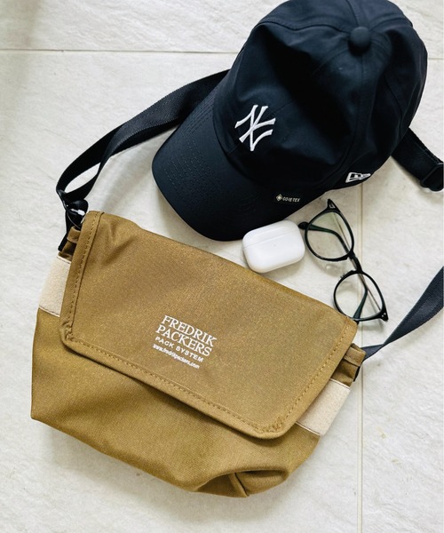 「FREDRIK PACKERS」 メッセンジャーバッグ ONESIZE ブラック レディース_画像9