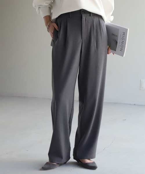 HUG.U（ハグユー） スラックス パンツ 見つけた。優秀タックパンツ