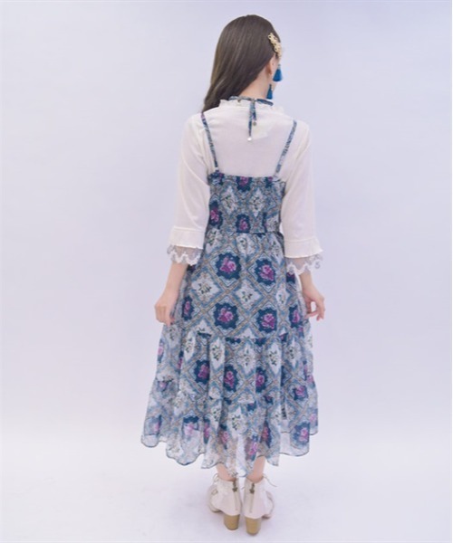 axes femme ワンピース ジャスミンタイル柄キャミワンピース