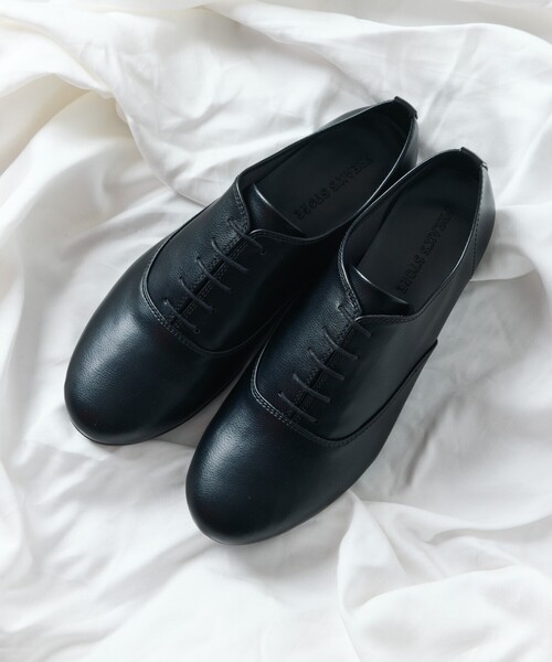 ANTEPRIMA フラットシューズ　新品　23.5 ブラック FREAK'S STORE ビジネスシューズ 限定展開 レースアップ
