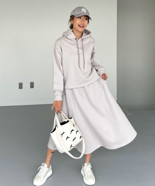 CHERI since1985 セットアップ フレアスカートスウェットパーカー