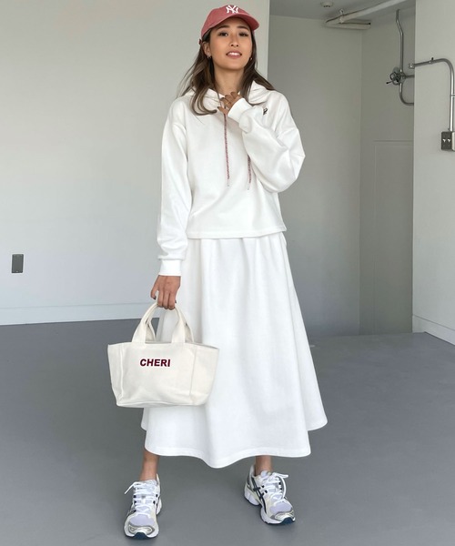 CHERI since1985 セットアップ フレアスカートスウェットパーカー