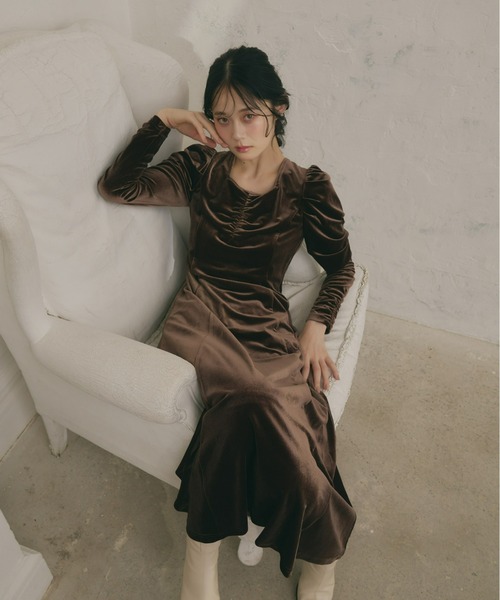 Olu.（オルドット） ワンピース フロントギャザーベロアワンピース