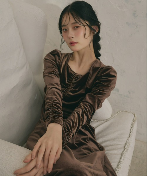 Olu.（オルドット） ワンピース フロントギャザーベロアワンピース