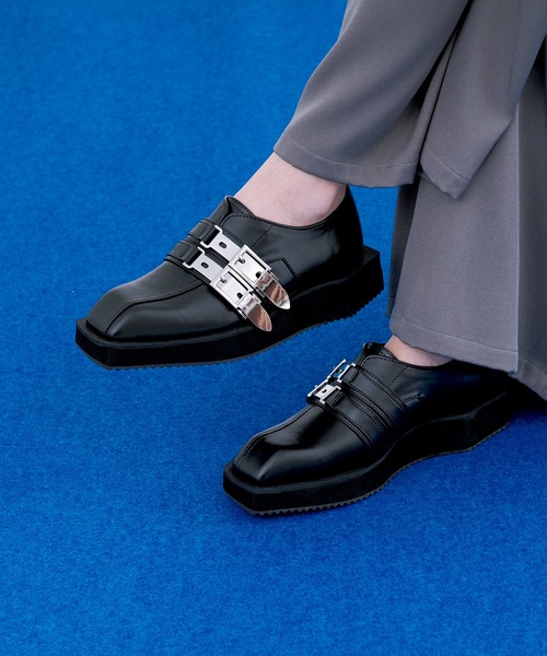 Ellno Loset（エルノロゼット） ローファー メタルバックルデザイン