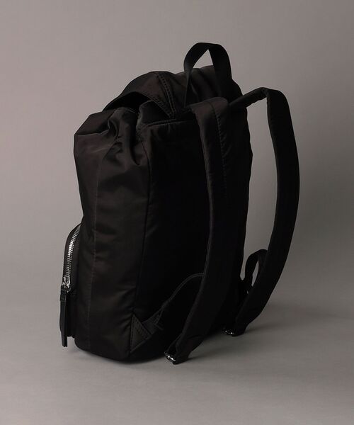 Calvin Klein（カルバン・クライン） デイバック リュック ポケット