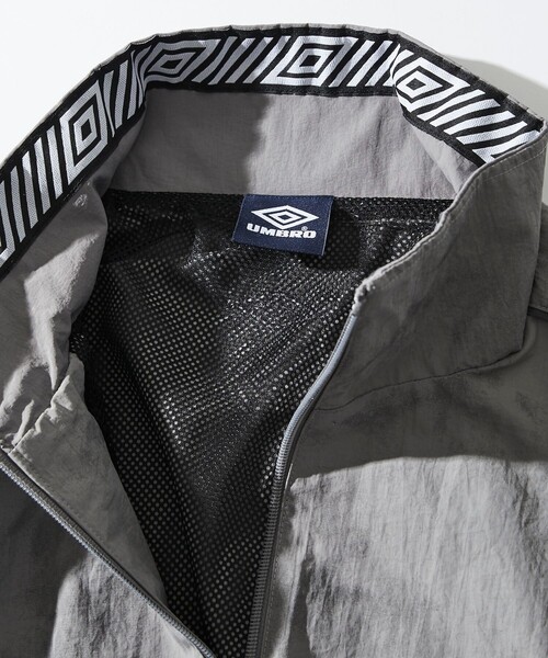 umbro（アンブロ） ナイロンブルゾン MEDIUM グレー メンズ : ZOZOTOWN 