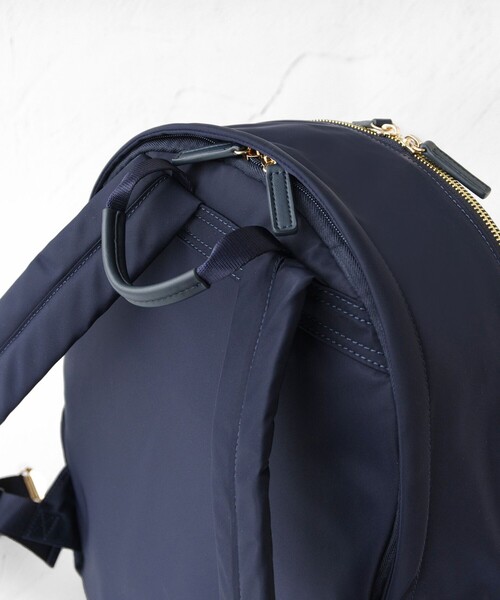 TOCCA（トッカ） デイバック リュック OUVRIR BACKPACK バックパック