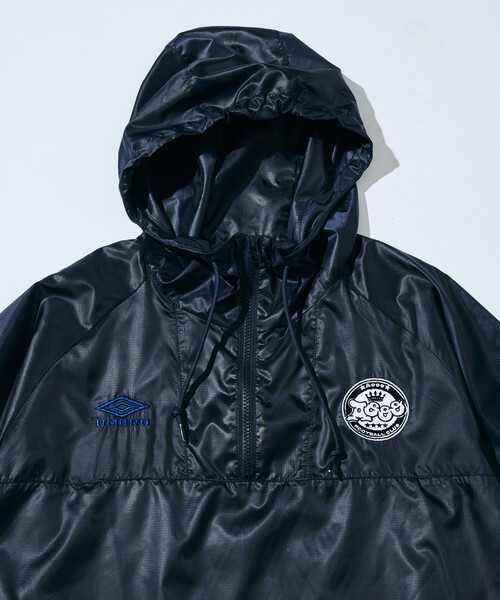 umbro（アンブロ） ブルゾン アウター × Aooo アノラックパーカー