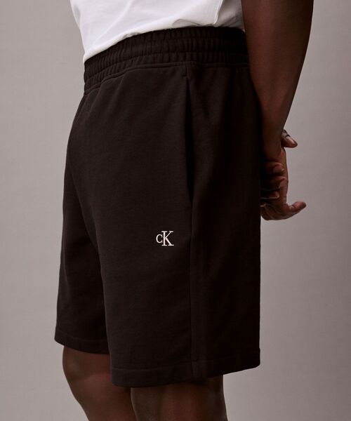 Calvin Klein（カルバン・クライン） パンツ モノグラム ショート