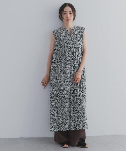 【新品タグ付】TADASHI SHOJI フラワープリントノースリーブワンピース URBAN RESEARCH DOORS（アーバンリサーチドアーズ） ワンピース