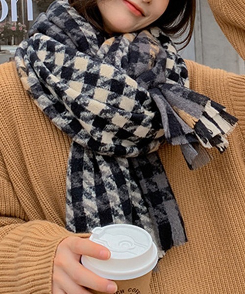 GUCCI 大判 ストール 千鳥柄 マフラー 140x140cm GUCCI 大判 ストール 千鳥柄 マフラー 140x140cm GUCCI 大判 ストール