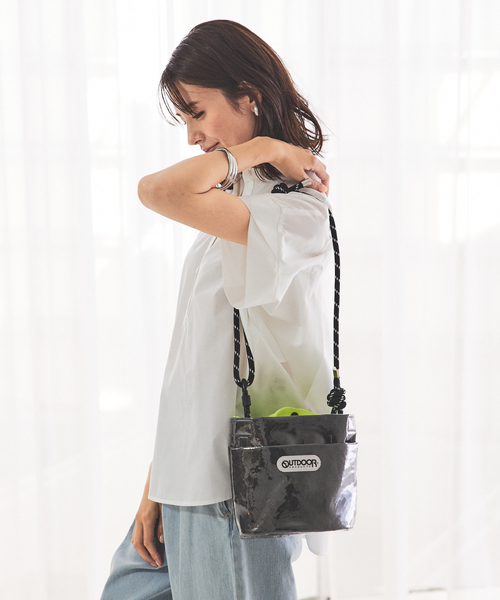 ビニールバッグ ブランド（abahouse mavie／レディースショルダー