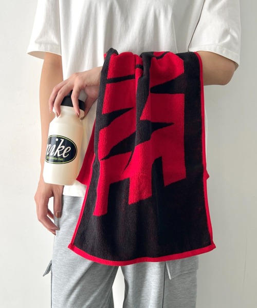 NIKE（ナイキ） タオル Nike(ナイキ)/ロゴ 文字入り ジャガードタオル