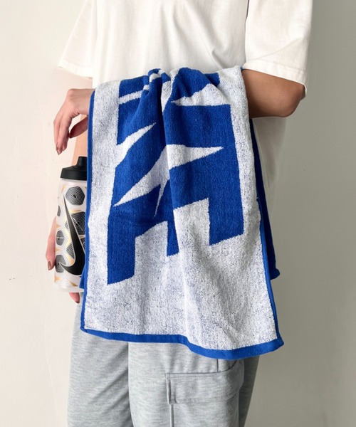 NIKE（ナイキ） タオル Nike(ナイキ)/ロゴ 文字入り ジャガードタオル