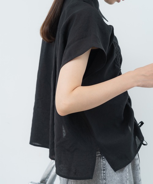 サブロク（SABUROKU） ブラウス シャツ フロントドロスト デザイン で