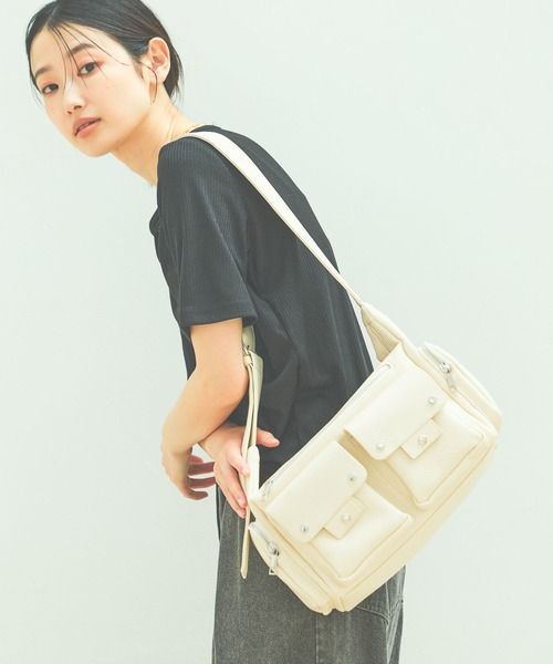 LAKOLE（ラコレ） ショルダーバッグ バッグ ZIPコンビポケットワン