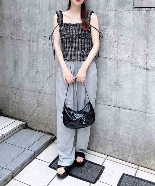 ブラウス シャツ 「セットアップ/3点セット」ルーズチェックシャツフリルキャミSET レディース 美品【セットアップ/3点セット】ルーズチェックシャツフリル