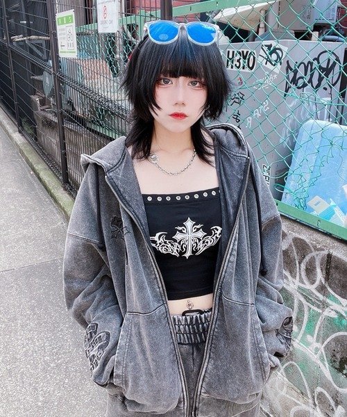 REFLEM（レフレム） パーカー 「REFLEM/レフレム」クロス刺繍ZIP