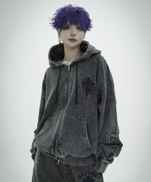 REFLEM（レフレム） パーカー 「REFLEM/レフレム」クロス刺繍ZIP