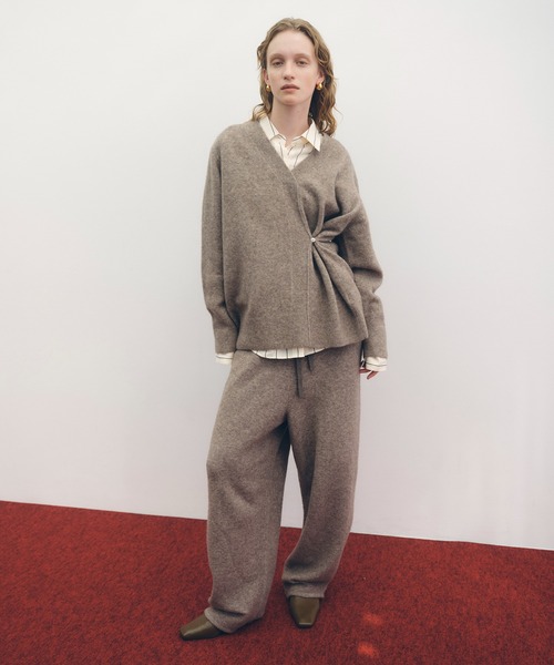 ADAM ET ROPE'（アダムエロペ） ニット セーター LINEAPIU ヤクMIX V