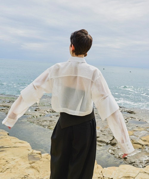 OMMO（オーエムエムオー） ブラウス シャツ SHEER SHORT SH レディース