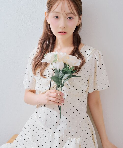 continuer de NICE CLAUP ワンピース 半袖 ドット柄アシンメトリー