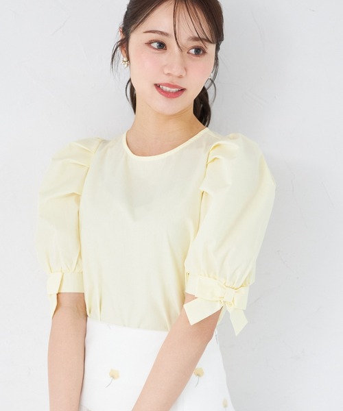 リボン付きパフスリーブブラウス＋レースアップコルセットサススカート