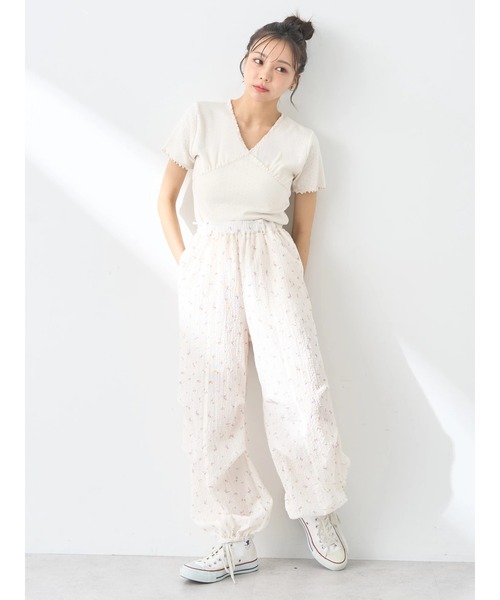 EARTH MUSIC&ECOLOGY レディース カーゴパンツ Mサイズ earth music&ecology カーゴパンツ タックカーゴパンツ