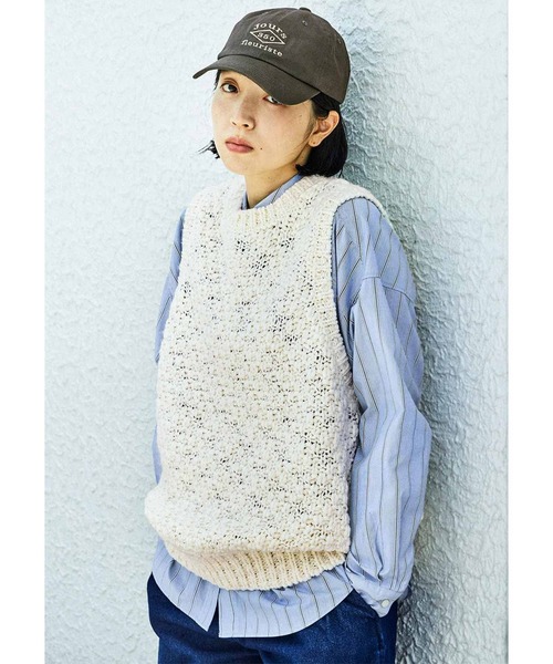 ベスト ジレ ＴＨＲＥＥ　ＦＩＦＴＹ　ＳＴＡＮＤＡＲＤ　編み地にこだわったニットベスト「オフホワイト」 レディース