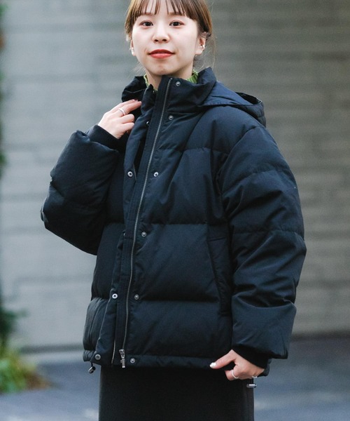 極美品アーバンリサーチ　ステッチレスフードダウン　ダウンジャケットブラック ITEMS URBANRESEARCH（アイテムズ アーバンリサーチ） ダウン