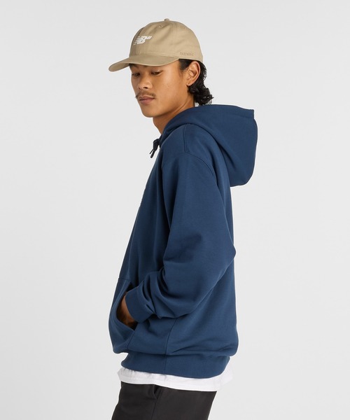 日本未発売　リバプールFC New Balance フード付きパーカー 日本未発売 リバプールFC New Balance フード付きパーカー 日本未発売