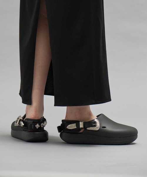 トーガ プルラ TOGA PULLA TOGA PULLA サボ サンダル Eyelet