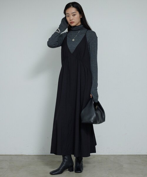 ガリャルダガランテディープキャミソールワンピース ブラック GALLARDAGALANTE（ガリャルダガランテ） ワンピース 「万能ワンピース