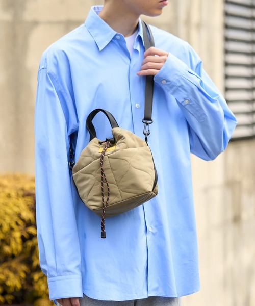 KiU（キウ） ショルダーバッグ ショルダーバック パデッドポケッタフル