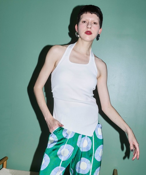 OMMO（オーエムエムオー） ニット セーター HALTER NECK TUCK KT TOP